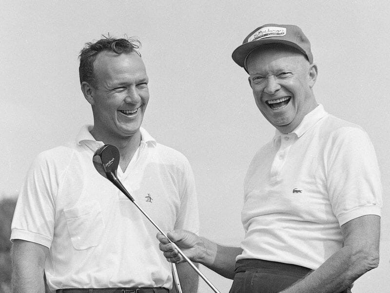 پولوشرت - Eisenhower (with Arnold Palmer) wears a Lacoste polo